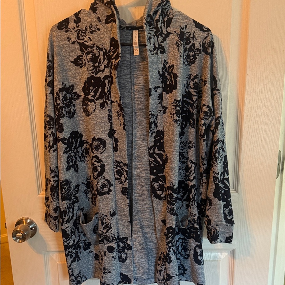 LULAROE cozy Floral bluish-Gray hooded Cardigan